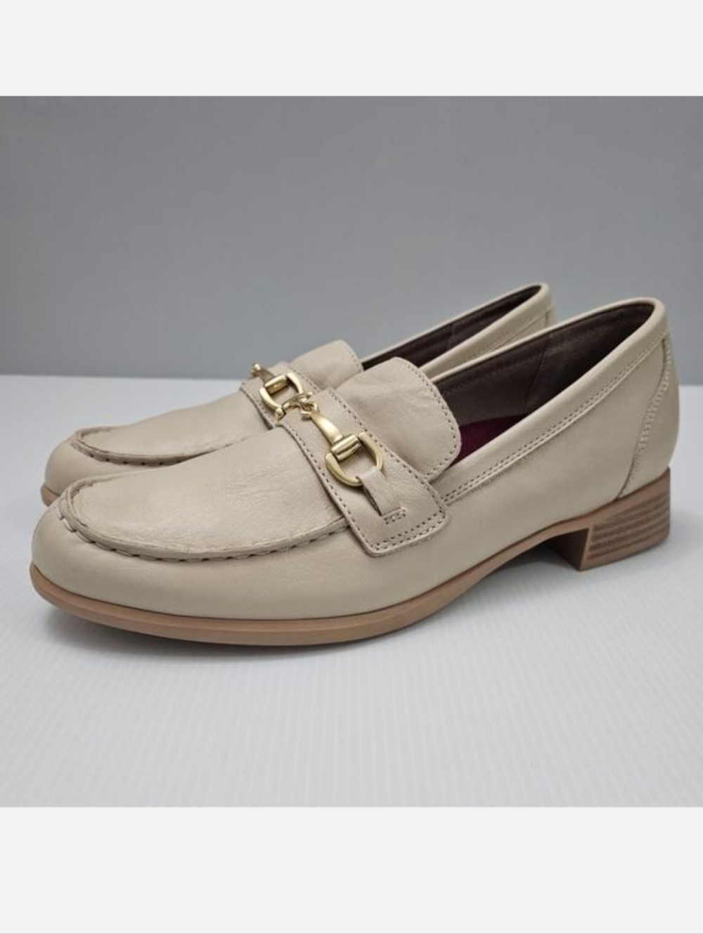 Munro Gryffin Horsebit Loafer Womens 10 Cream Leather Slip On Preppy Neutral